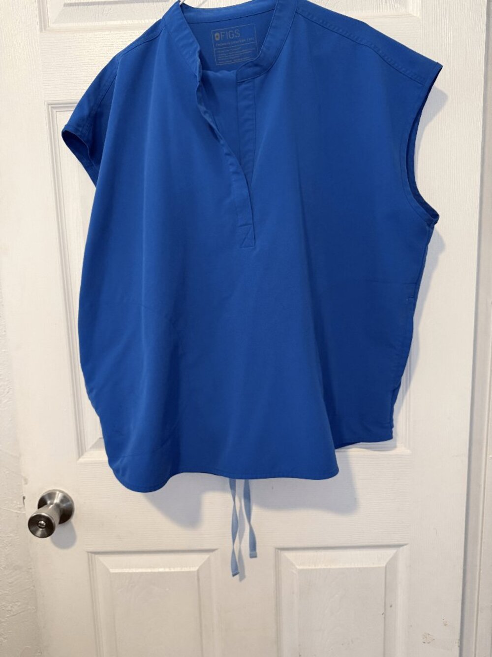 Women's Figs Scrub Set  Rafaela Top 2xl and Zamora Joggers Lg